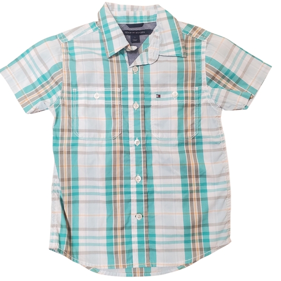 2 Boy's Size 5 Button Down Shirts. Tommy Hilfiger & Hurley. Short Sleeve - Picture 7 of 11
